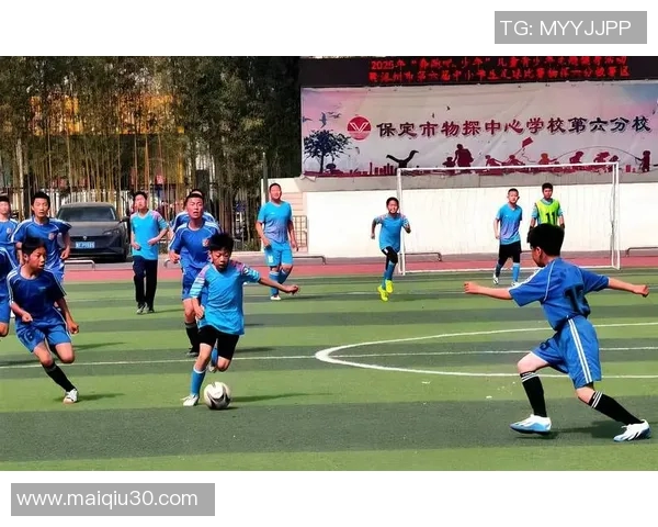 刘芳专访回顾足球生涯与欧冠征战的精彩瞬间与感悟