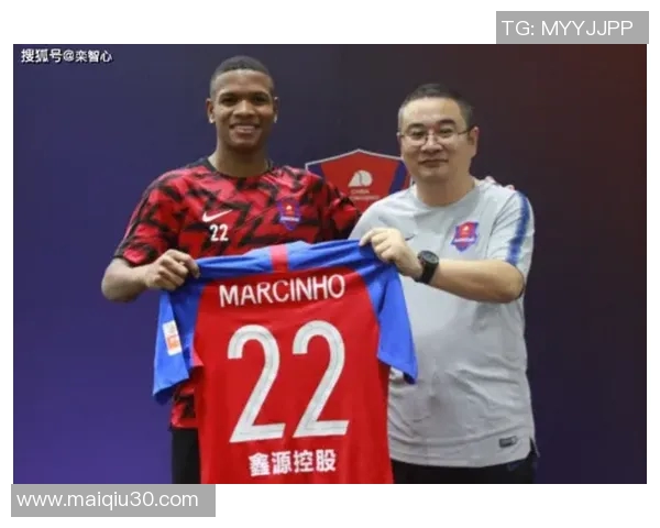 重庆羽毛球队技术变革引发热议新策略助力竞技水平提升 重庆羽毛球队技术变革引发热议新策略助力竞技水平提升