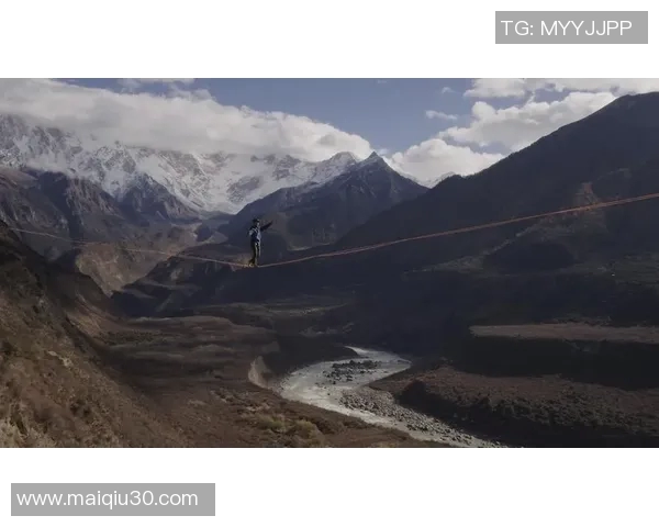 杨丽专访:极限运动背后的坚持与梦想之路回顾实时数据 杨丽专访:极限运动背后的坚持与梦想之路回顾实时数据